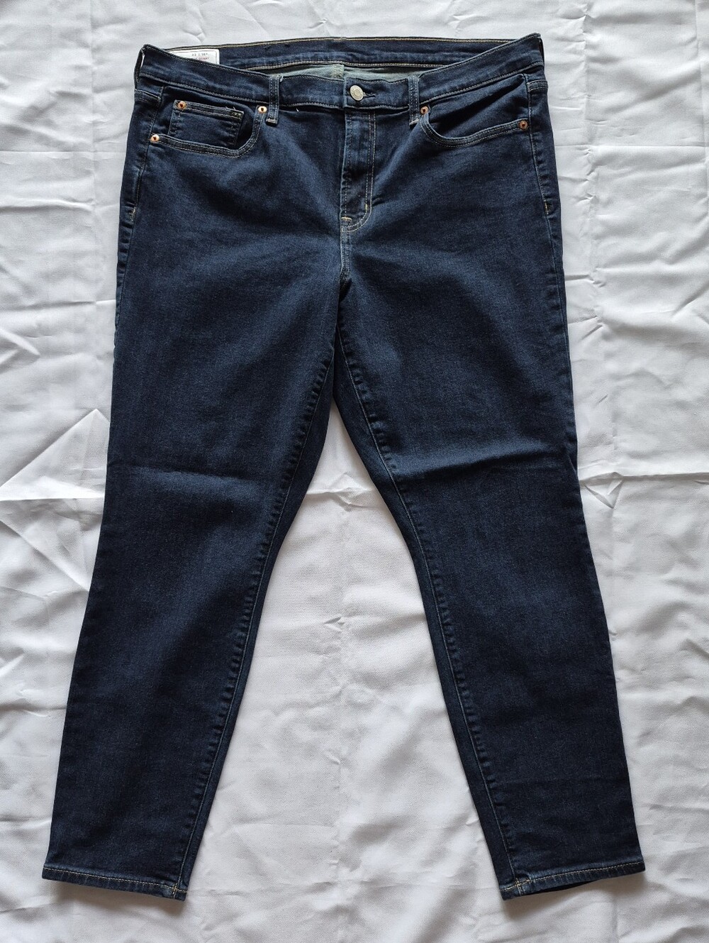 GAP Women’s True Skinny Jeans in Dark Blue Wash Mid Rise 33/16